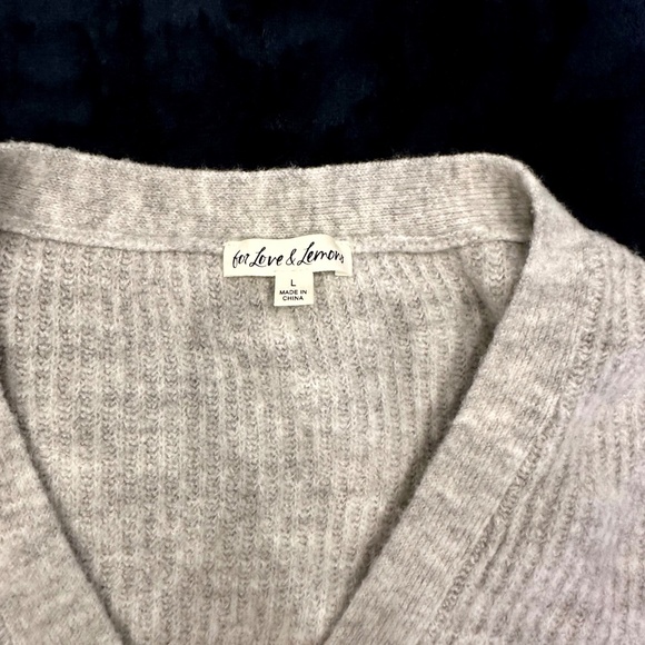 FOR LOVE AND LEMONS LADIES SHRUG SIZE LARGE - Picture 3 of 4